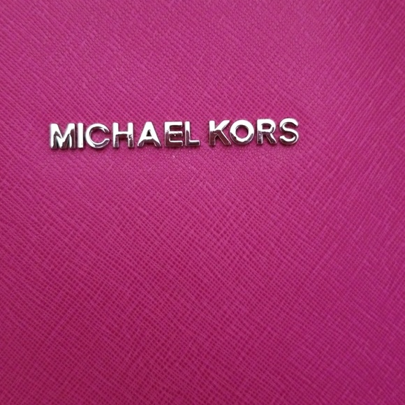 Michael Kors Handbags - Michael Kors Purse